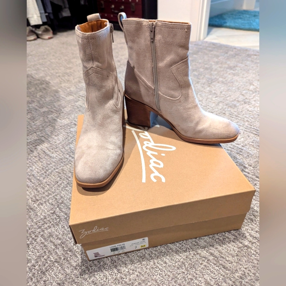 Zodiac Lovie Bootie
